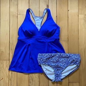 Lands’ End Blue Print Tankini 14